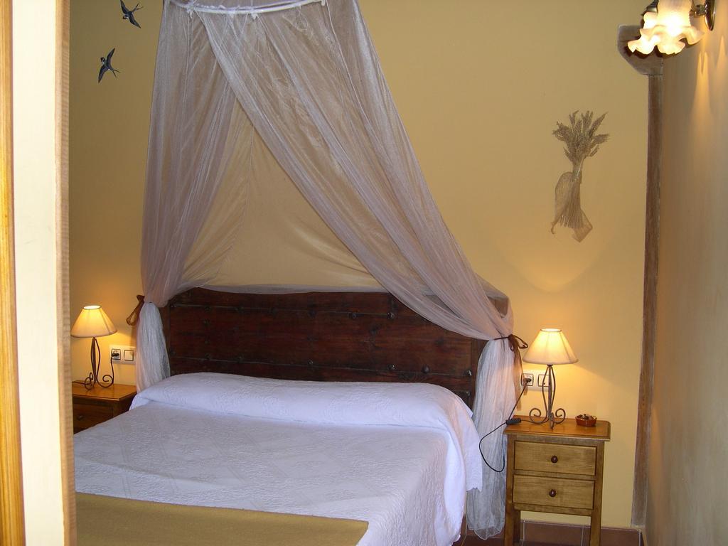 La Huerta De San Lorenzo Hotel เซโกเวีย ห้อง รูปภาพ
